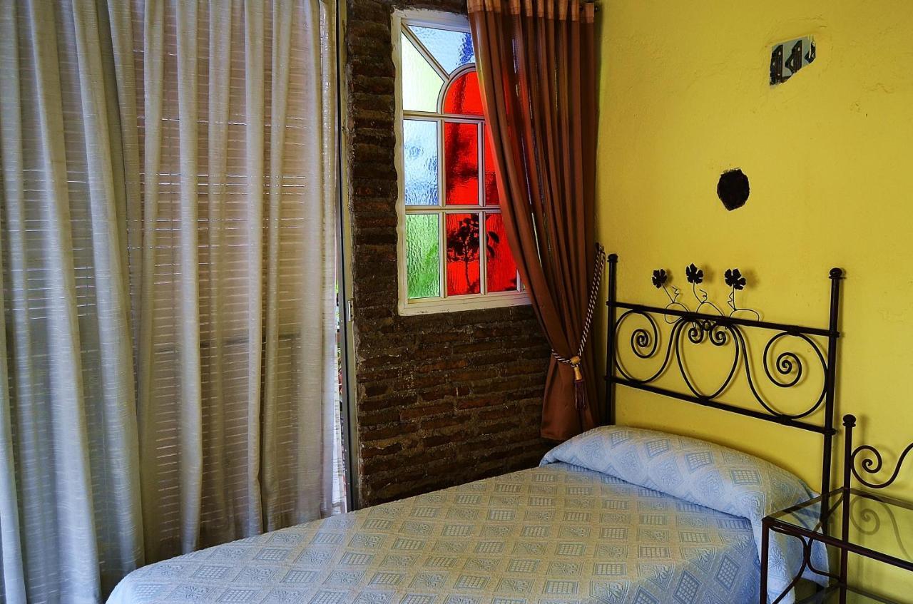 Camera Tripla con Bagno in Comune